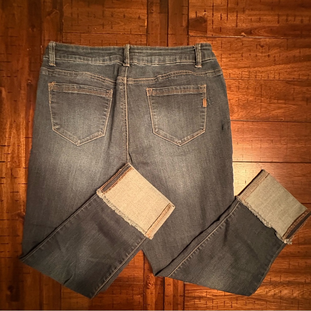 1822 Wide Cuff Dark Wash - Size 12 - Classic, Flattering & Comfort - Picture 4 of 9